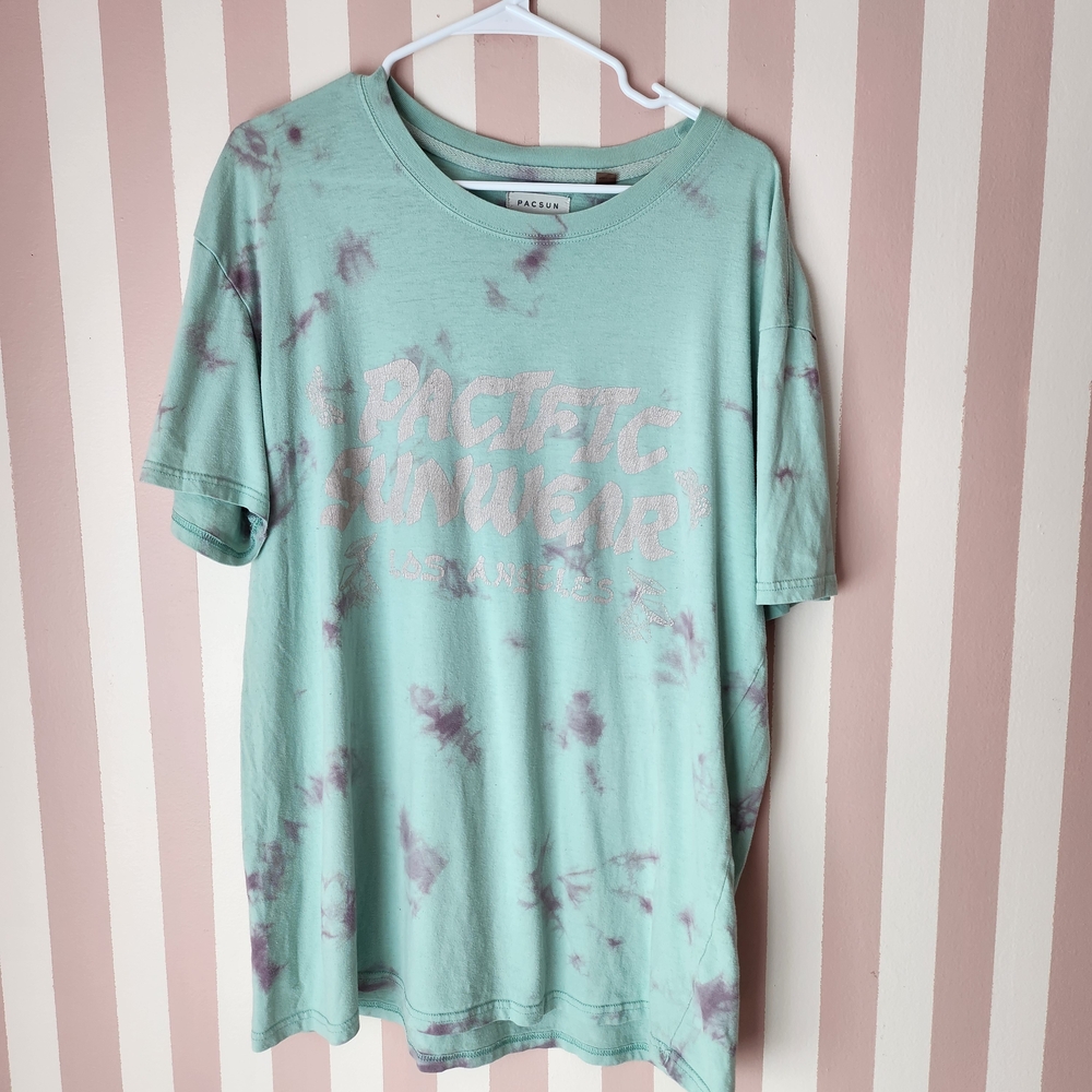 🏷Pacsun Mint Tie-Dye Graphic T-Shirt